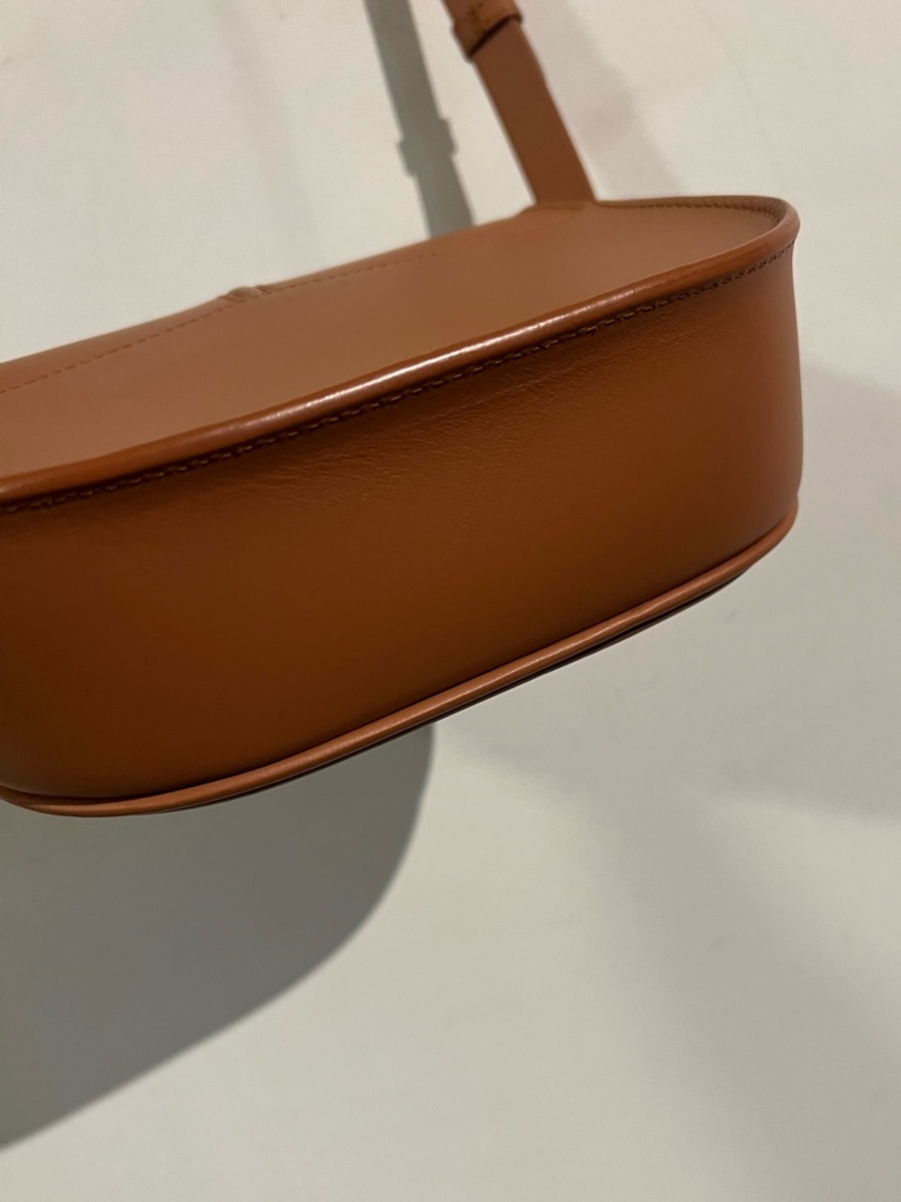 APC Sac Betty brown leather shoulder bag - Picture 5 of 8